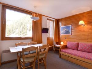 Studio confortable 2 étoiles, ski aux pieds, pour 4 personnes - FR-1-181-2781