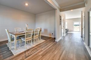 Pool Access and Patio Quiet Home Near Lake Norman