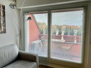 Gorgeous central open space Missori and Vetra subway