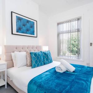 Stylish 3Bed House - Sleep 5 - Free On Street Parking - Smethwick - Wi-fi Netflix 11TH