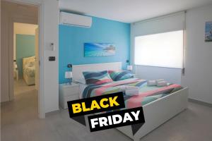 Sul mare in centro con 2 camere e posto auto a novembre