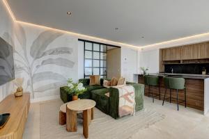 Ground Floor, Sea View Apartment at Estepona Hills!