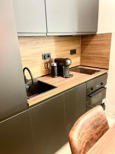 Madrid Rio 8 People 3 Bedrooms 3 Bathrooms 2 Patios Parking