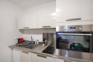 Beautiful and modern studio for 2 near Bastille