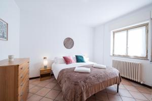 Mountain&Lake Terrace Retreat