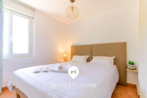 SELECTsoHOME - Magnifique T2 sur les hauteurs dAiguebelle avec piscine privée et vue mer !- ROCCA BELLA