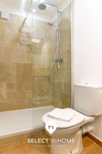 SELECTsoHOME - Magnifique T2 sur les hauteurs dAiguebelle avec piscine privée et vue mer !- ROCCA BELLA