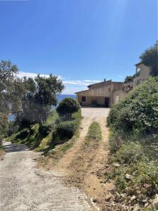 SELECTsoHOME - Magnifique T2 sur les hauteurs dAiguebelle avec piscine privée et vue mer !- ROCCA BELLA