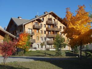 Appartement cosy avec balcon, idéal pour 4 personnes et animaux admis - FR-1-504-488