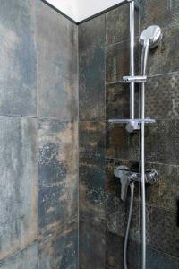 Le charme de la place Saint-Sauveur