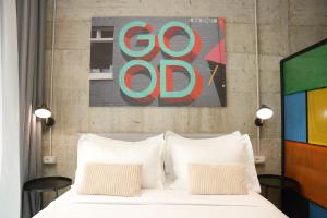 Ambassador Skyline Apartments