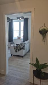 Flat 3, Cupar Apartments.