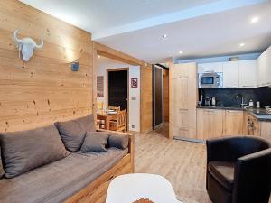Appartement rénové au coeur de Val-dIsère - FR-1-518-25