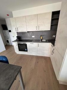 Cloche d Or modern 2 bed