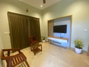 Skyleaf Resort