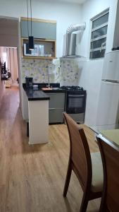 Estúdio na quadra da praia