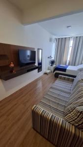 Estúdio na quadra da praia