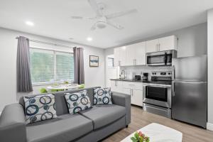 Casa Cordova Apartments By Lowkl