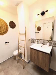 Marinas Sol - Tu hogar con jardín privado!