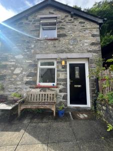 Cosy self-catering cottage