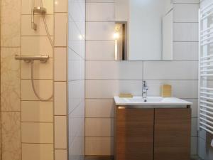 Charmant 2 pièces rénové, 4-5 pers, balcon, proche pistes et commerces, La Plagne Montchavin - FR-1-329-39