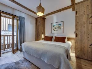 Appartement Standing 4 Pièces - Résidence Neuve au Pied des Pistes - Val-dIsère - FR-1-694-40