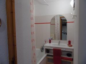 Studio cosy 4 pers, proche télécabine & commerces - FR-1-561-42