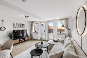 Moderne Maisonette-Wohnung, Balkon, Zentral