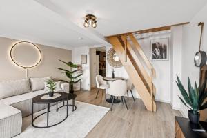 Moderne Maisonette-Wohnung, Balkon, Zentral