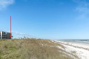 Sunny Side Up! - Direct OCEANFRONT Condo - End Unit - Crescent Beach, Saint Augustine Florida