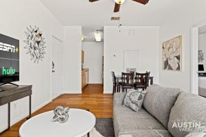 Pet Friendly 1BR 1BA North Austin Retreat w Pool and Trails by Austin Vacay