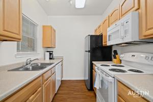 Pet Friendly 1BR 1BA North Austin Retreat w Pool and Trails by Austin Vacay