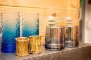 The Peach Perch - Ridgetop Tiny Home, and 20 Minutes to Asheville!