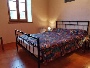 Grande maison en pierres avec jardin, proche dun bourg médiéval, animaux acceptés - FR-1-582-161