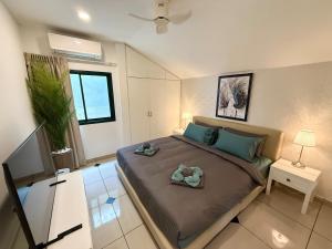 Newly Renovated - 2 Bedroom - Private Pool Villa, Pattaya City Centre