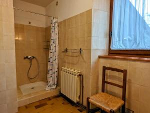 Gîte familial près de La Chaise-Dieu avec jardin, terrasse, jeux pour enfants et équipements bébé - FR-1-582-287
