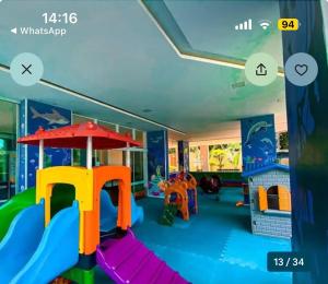 Beautiful 2-bedroom apartment with a view, air conditioning, beachfront