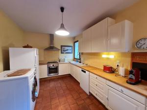 Maison Rustique Familiale en Sologne avec Grands Espaces, Proche Châteaux de la Loire - FR-1-590-1