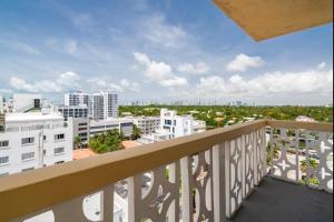 1006 - Cozy Miami Escape City Skyline Views Balcony