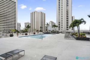 Waikiki Banyan 1711 - Tower 1