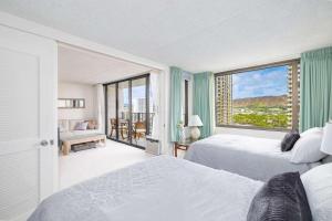 Waikiki Banyan 1711 - Tower 1