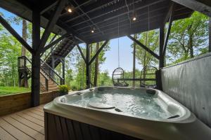 Alpine A-Frame at Calm Ridge Treehouses