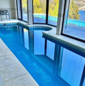 Luxury House with Private Beach and Pool