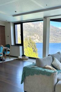 Luxury House with Private Beach and Pool