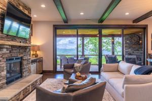 North Face Cottage at Blue Ridge Mountain Club