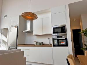 Sherry de la Riva - Ole Solutions