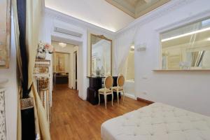 Luxury Navona apartments by Flatinrome