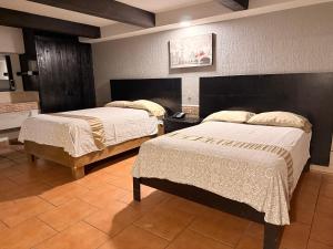 Hotel Mirage Express