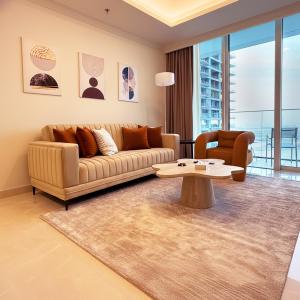Coastal Chic at Emaar Beachfront 1BR
