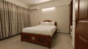 Lavender Airport suite